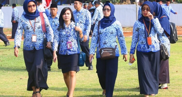 Kebijakan Kenaikan Gaji Guru Tahun 2025: Detailnya Tepat diumumkan Pemerintah