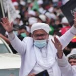 Habib Rizieq: Masyarakat Diminta Tidak Mengganggu Pemerintahan Prabowo-Gibran di Hadapan Massa Reuni Akbar 212