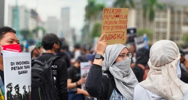Protes Kedaulatan Indonesia: Mahasiswa ITB Desak Evaluasi Kebijakan Pemerintah