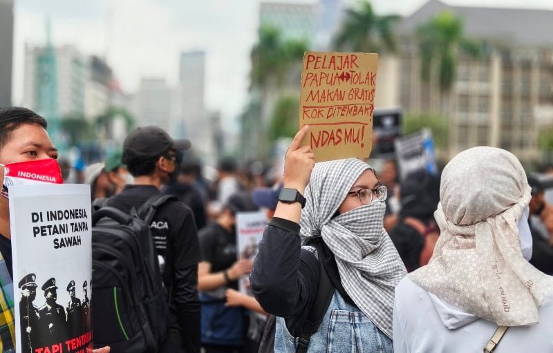Protes Kedaulatan Indonesia: Mahasiswa ITB Desak Evaluasi Kebijakan Pemerintah